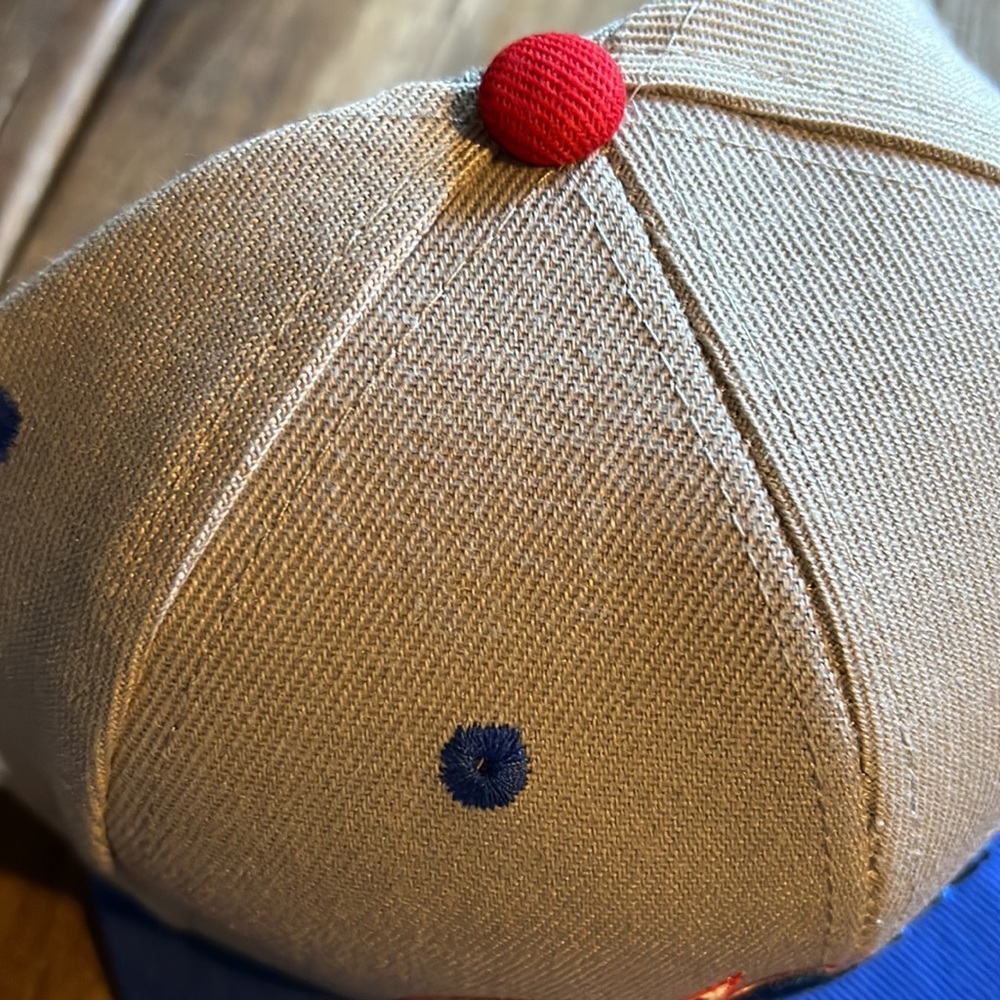 Exclusive ATL Braves hat NWOT - Picture 5 of 14